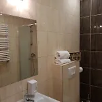 Bakos *