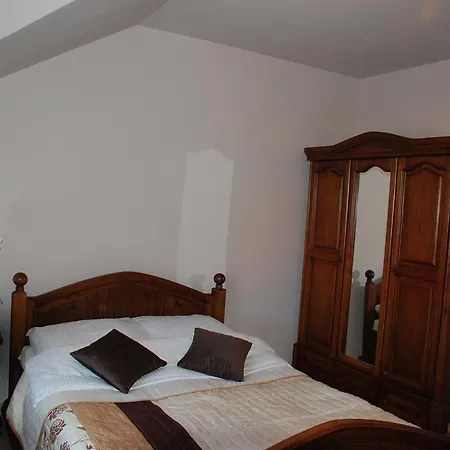 Bakos Motel